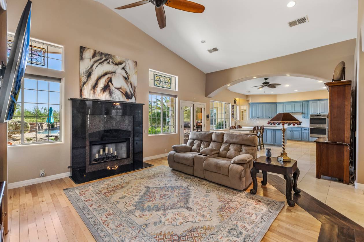 Luxury Home, Horse setup, Ride off Property, Pool - photo 19