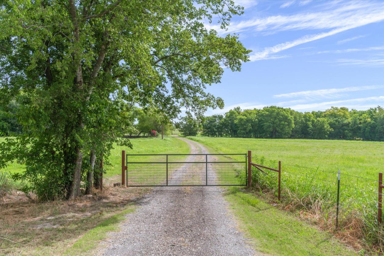 Rare 22.85-Acre Ranch in Rockwall County - photo 22