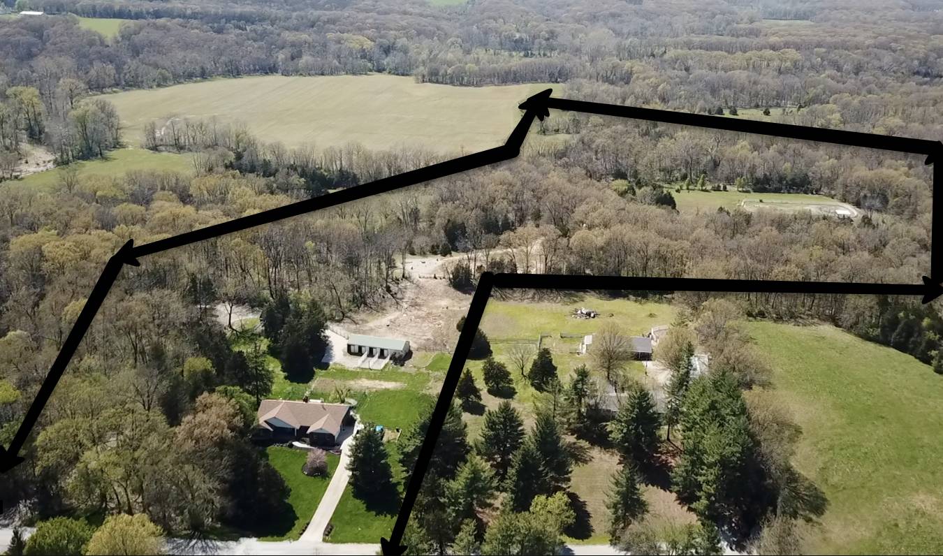 Large Ranch home 14+/ acres in Wentzville schools 4 stall