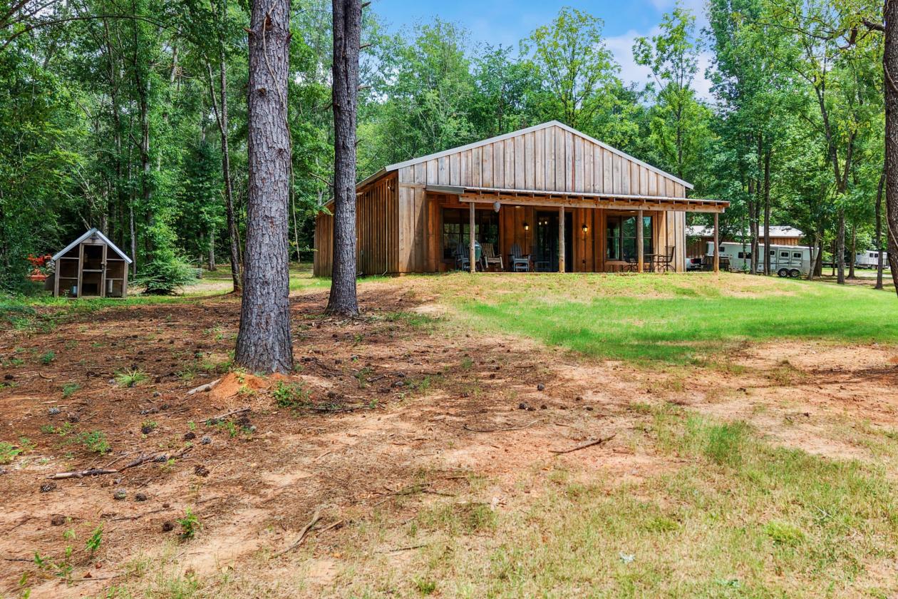89.99 acre horse farm with lighted arena & more - photo 12