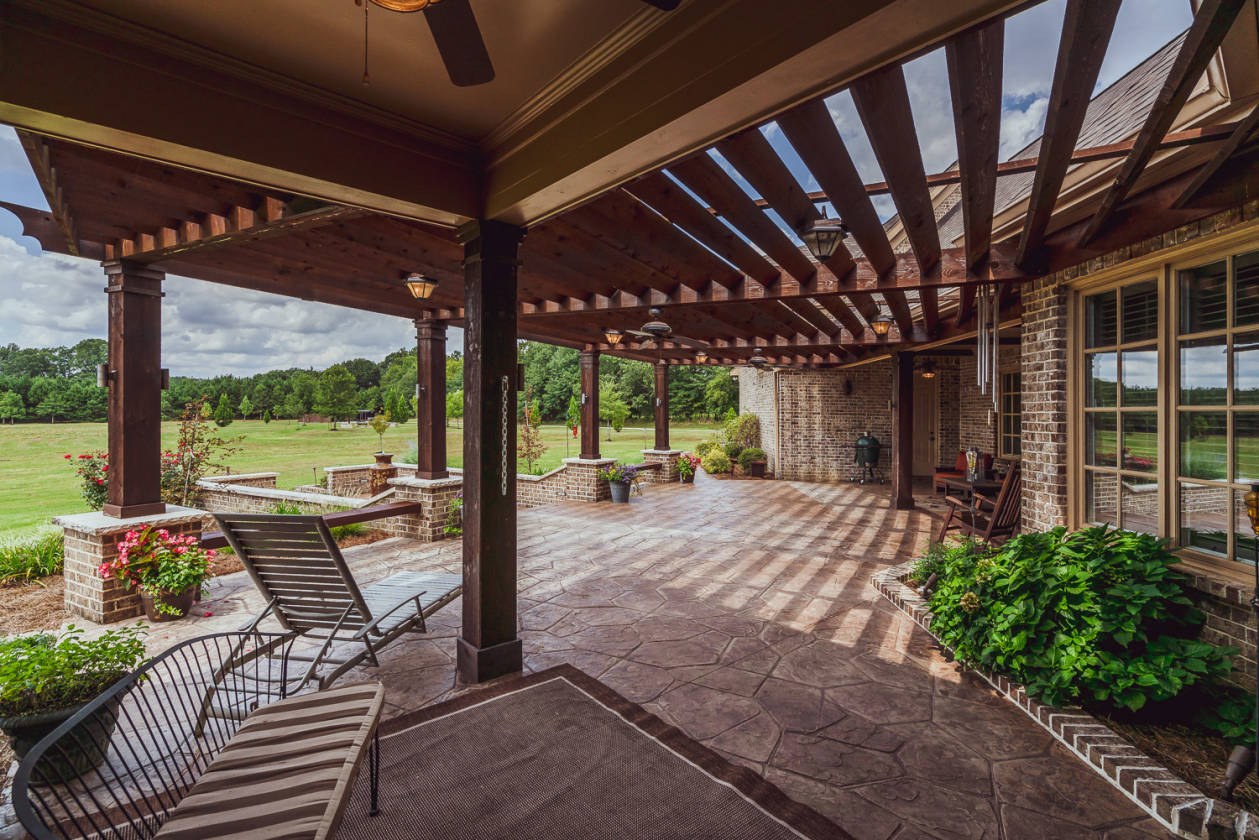 Country Estate on 19.3 Acres 45 minutes from Downtown... Williston