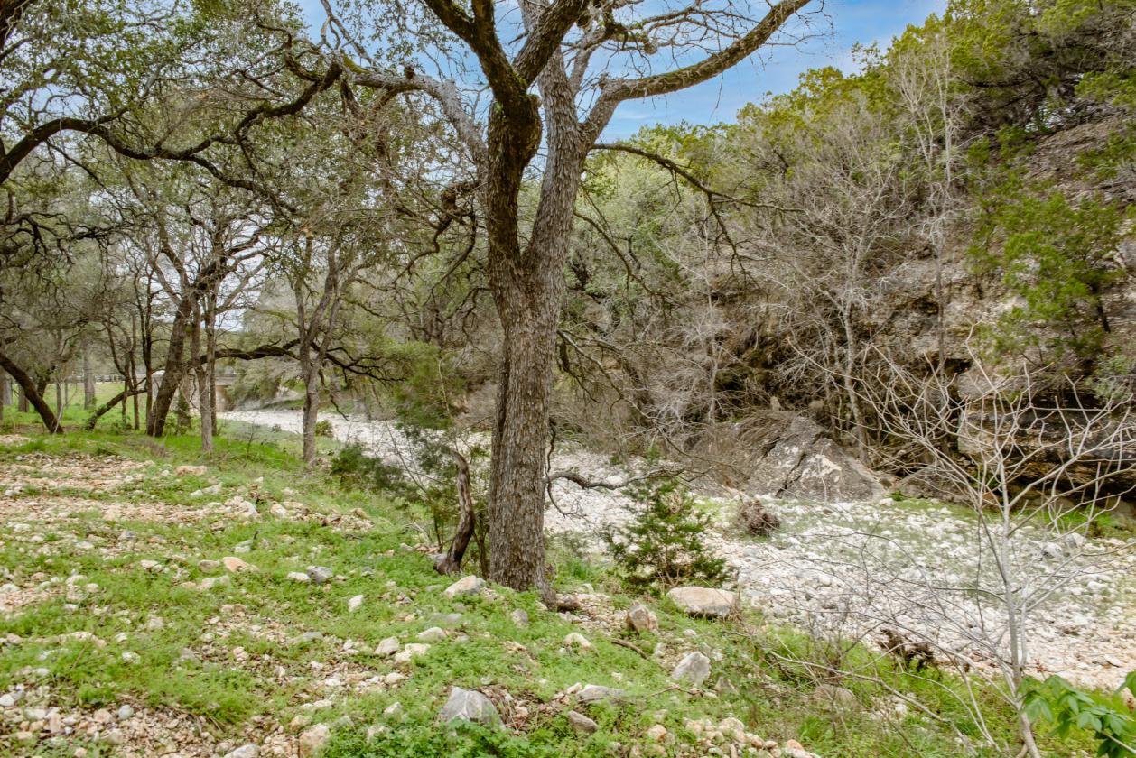 Canyon Lake Acreage — Live Where Others Vacation - photo 10