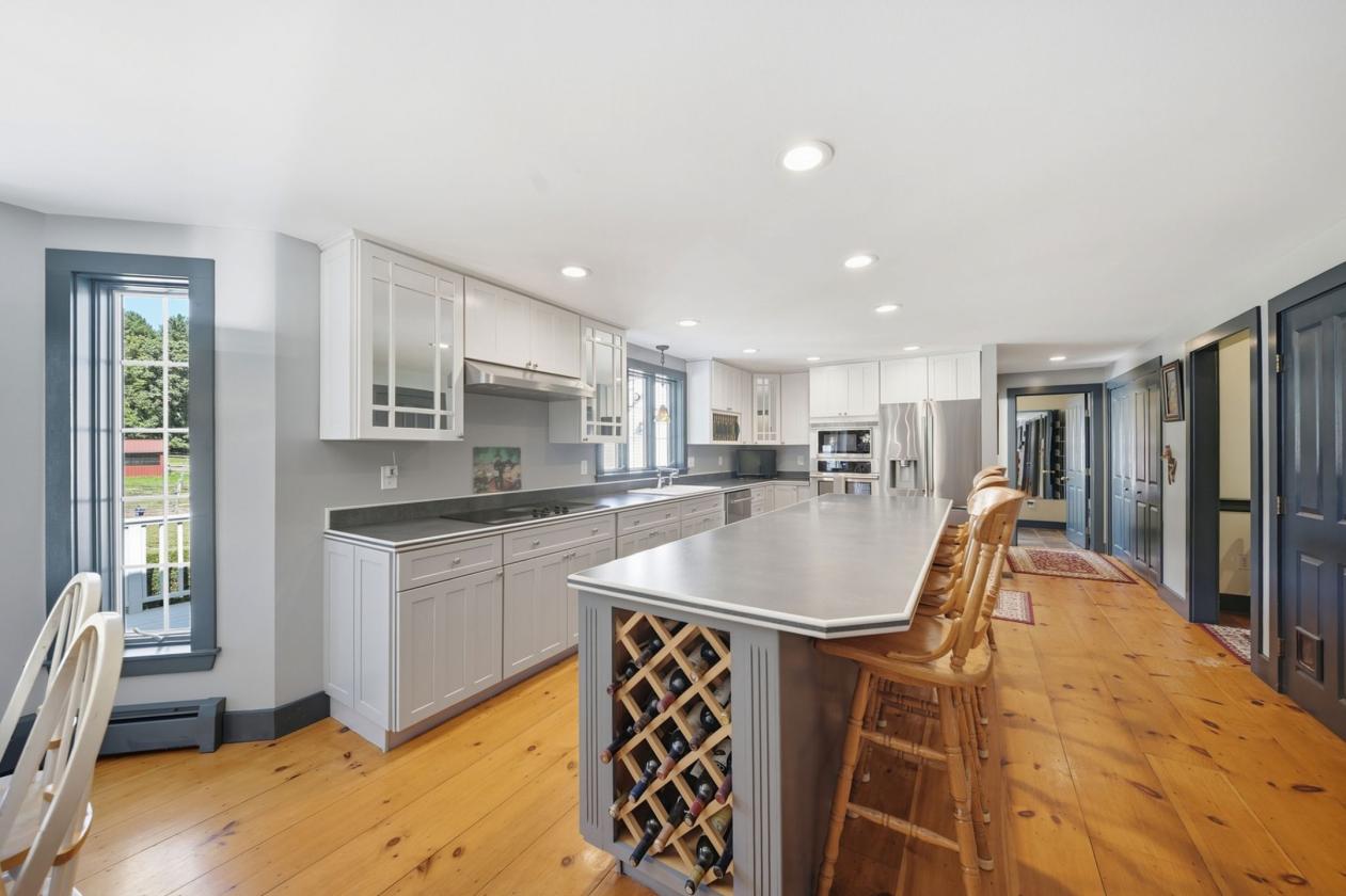 Equestrian Estate with indoor and outdoor arenas - photo 24