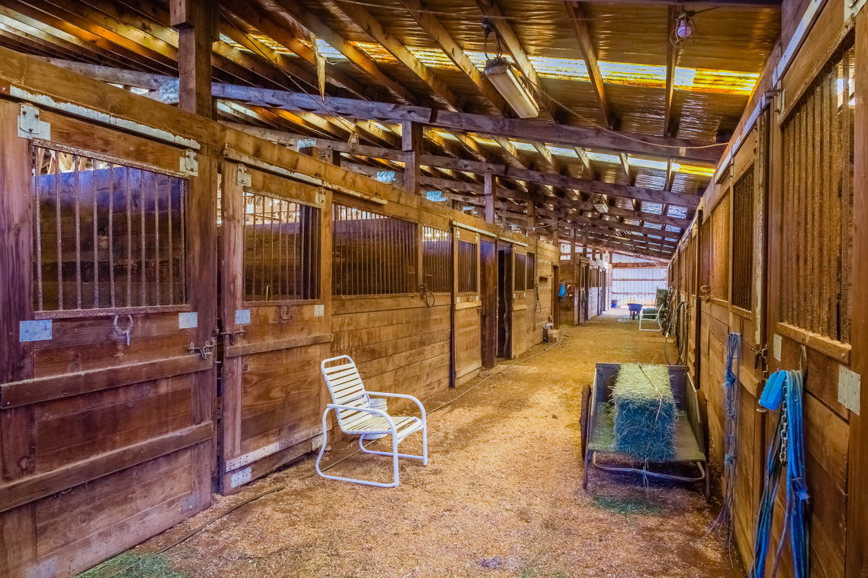 64+ Acres w/Mountain Views in Clackamas County Oregon Mulino