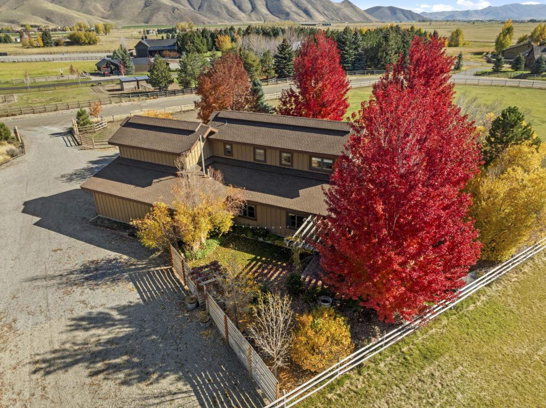 Sun Valley Area Ranchette in Bellevue Farms - photo 10