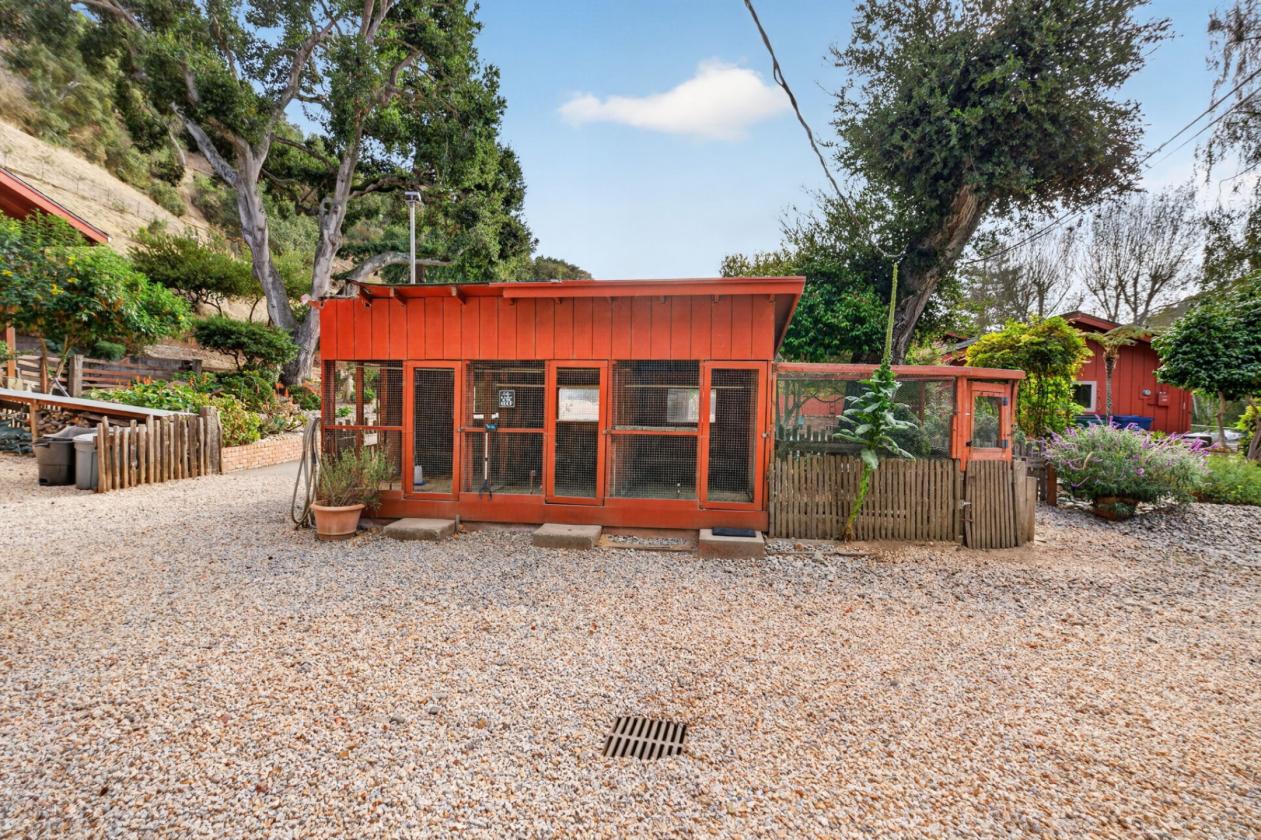 Exceptional Salinas Ranch:  Guest Quarters & Views - photo 22