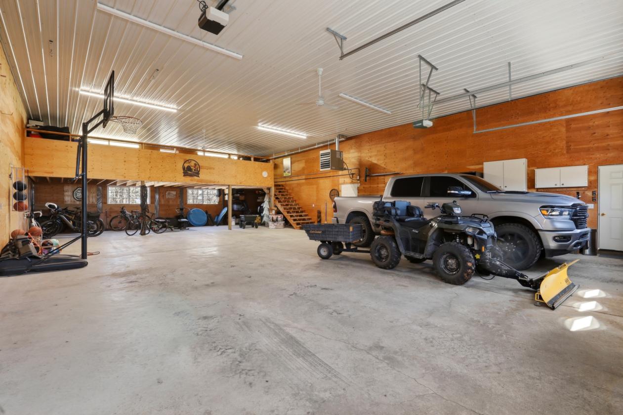 Luxury Home on 10 Acres with Equestrian Potential - photo 29