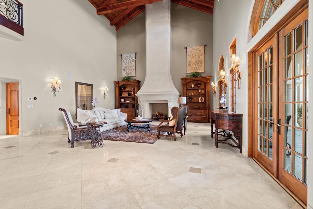 116-Acre Luxury Equestrian Estate & Vineyard - photo 19