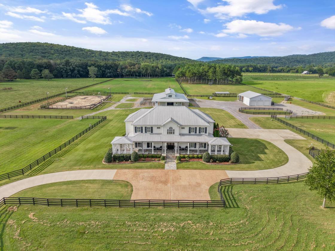 Horse Property for sale.