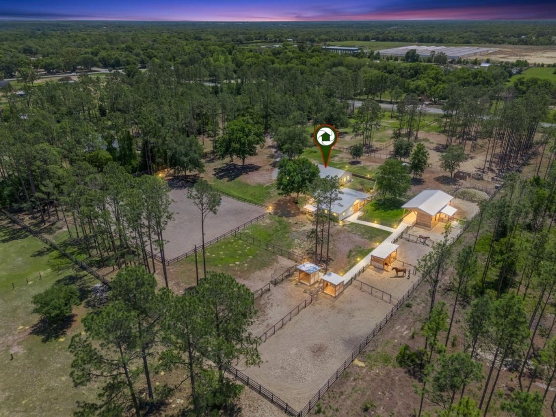 Turnkey Equestrian Retreat near Ocala - photo 1