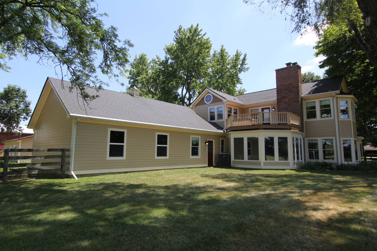 Motivated SellerBring Offers! Turn Key 25 Acre Farm, House, Guest