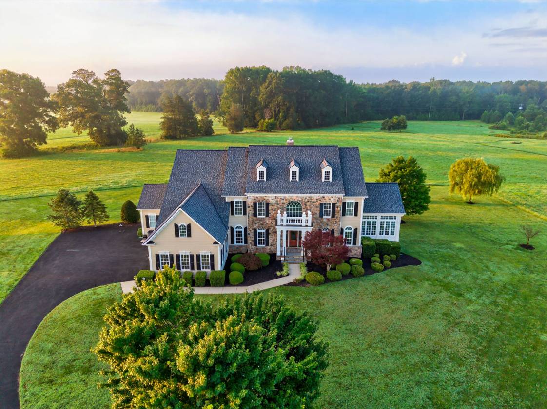 Horse Property for sale.