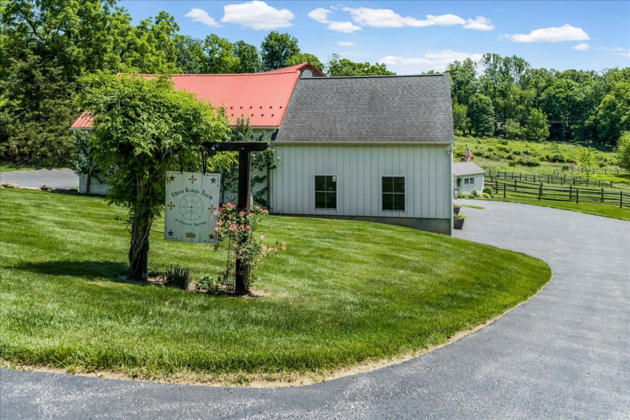 Luxury Three Kings Farm with vineyard potental! - photo 23