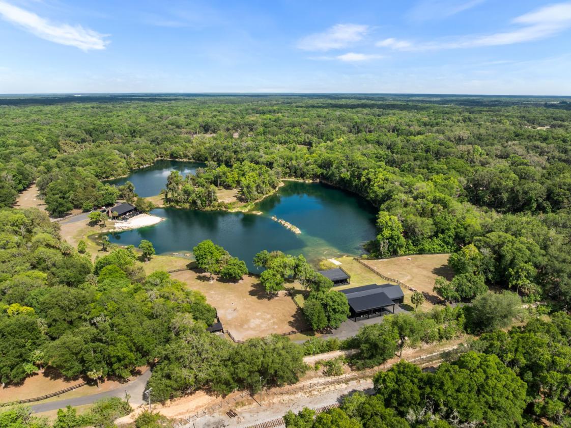 The Quarry Estate-Waterfront Equestrian Retreat - photo 16