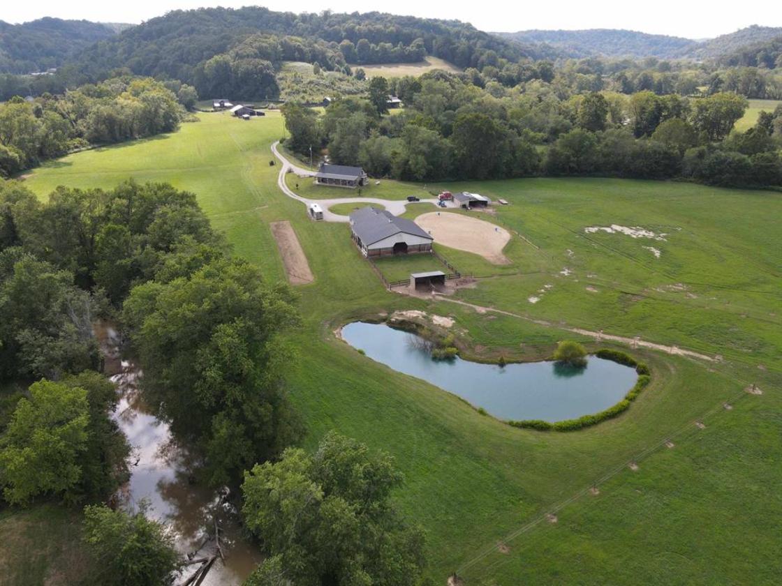 Eastern Ky Horse Farm - photo 2