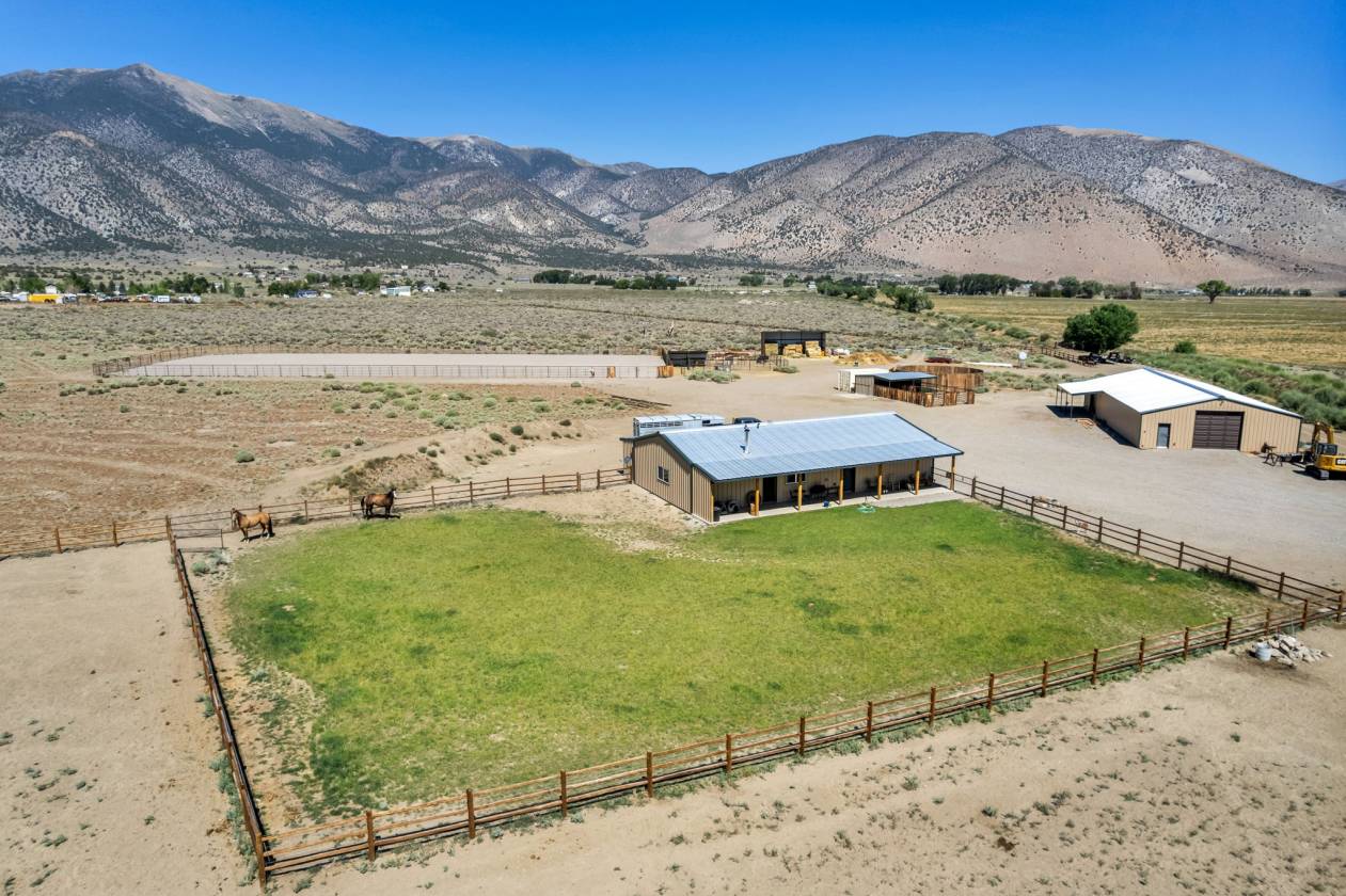 Horse Property for sale.