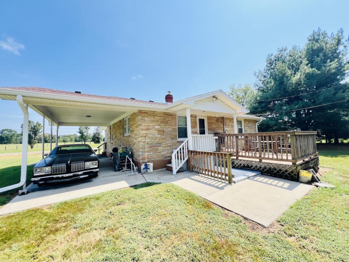 10.65 Ac. m/l with House & Workshop near Lake! - photo 22