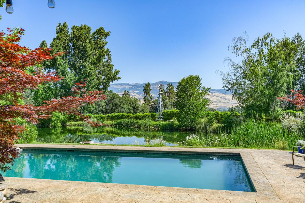 Premier Southern Oregon Equestrian Estate - photo 18