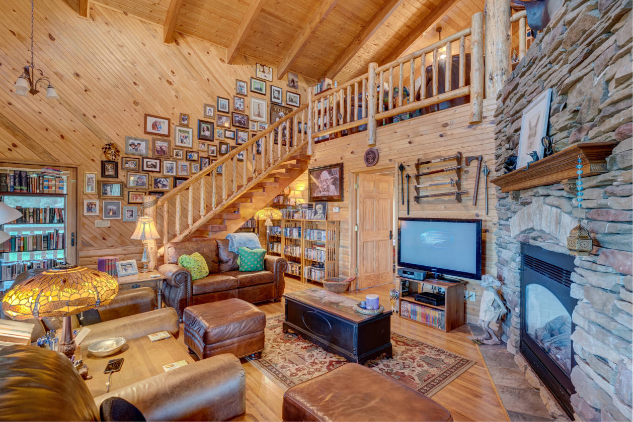 Black Hills Beautiful Horse Property with so Many Options!! Whitewood