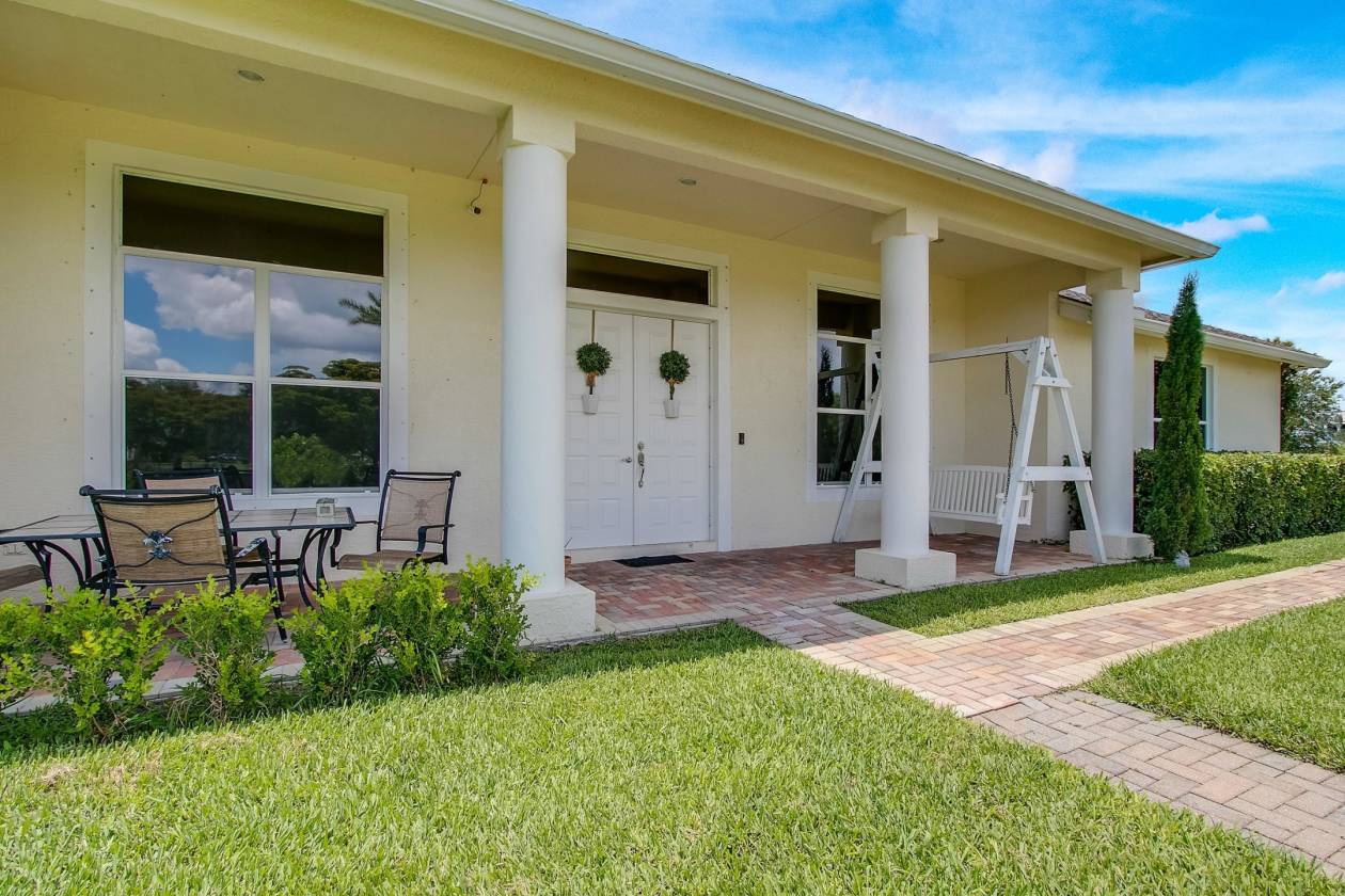 Deer Run 5 acres 4Bed/3 Bath property with Equestrian Expansion... Loxahatchee, Palm Beach