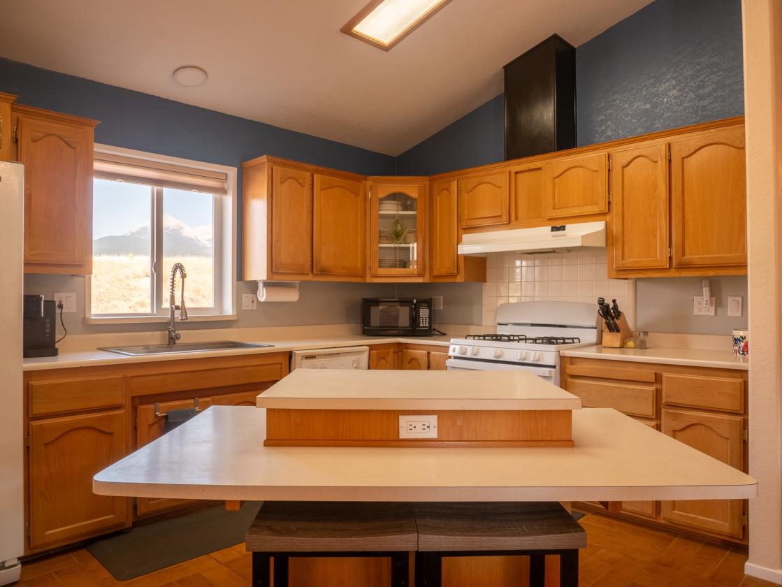 Horse property with multiple income streams - photo 4
