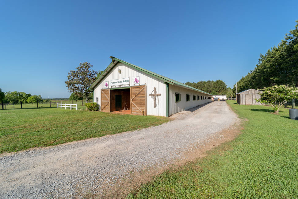 Beautiful Horse Farm with Owner Financing Available Robertsdale, Baldwin County, Alabama