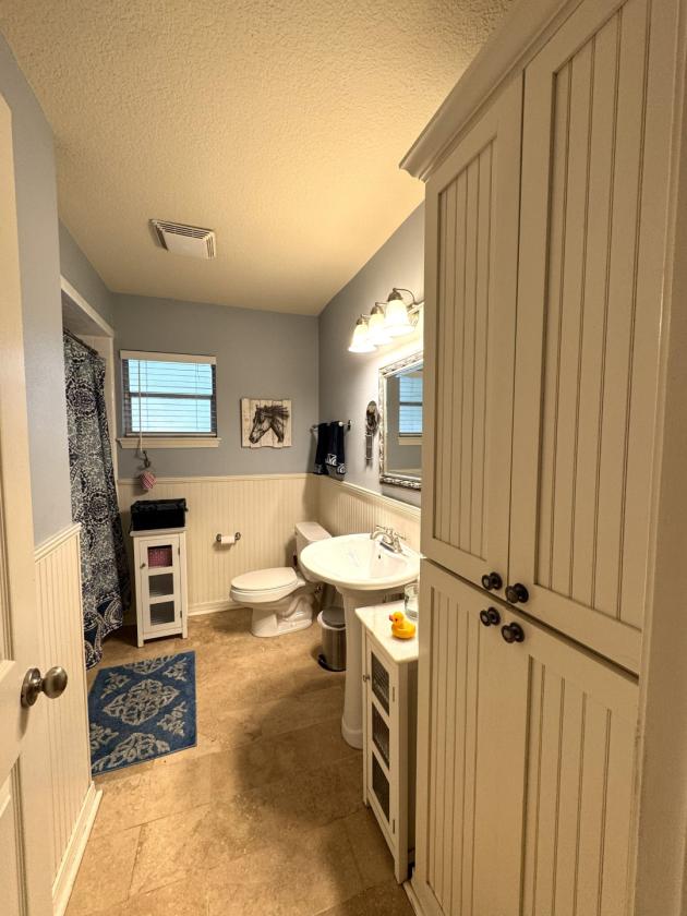 Country Charm, Suburban Ease in Central Florida - photo 24