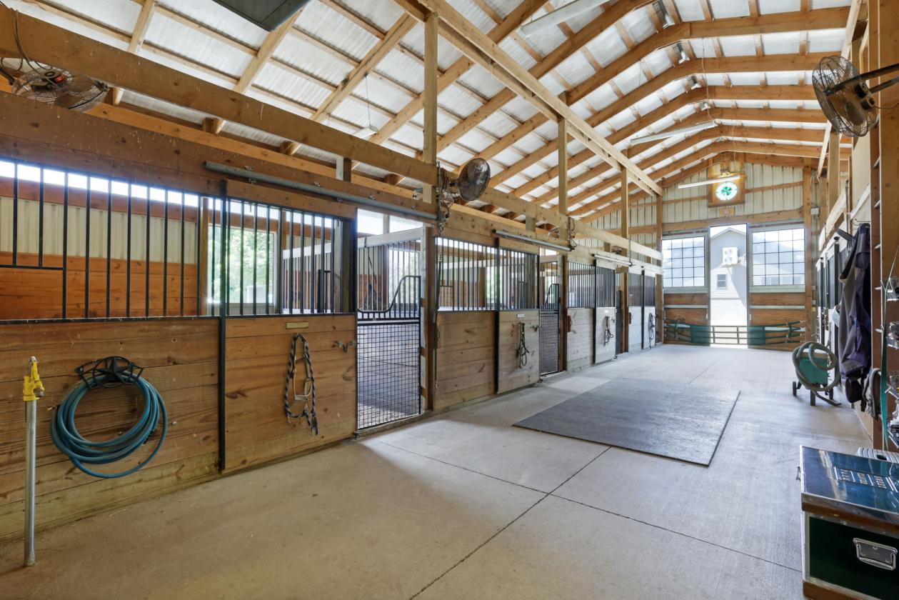 Exceptional Horse Property - photo 15