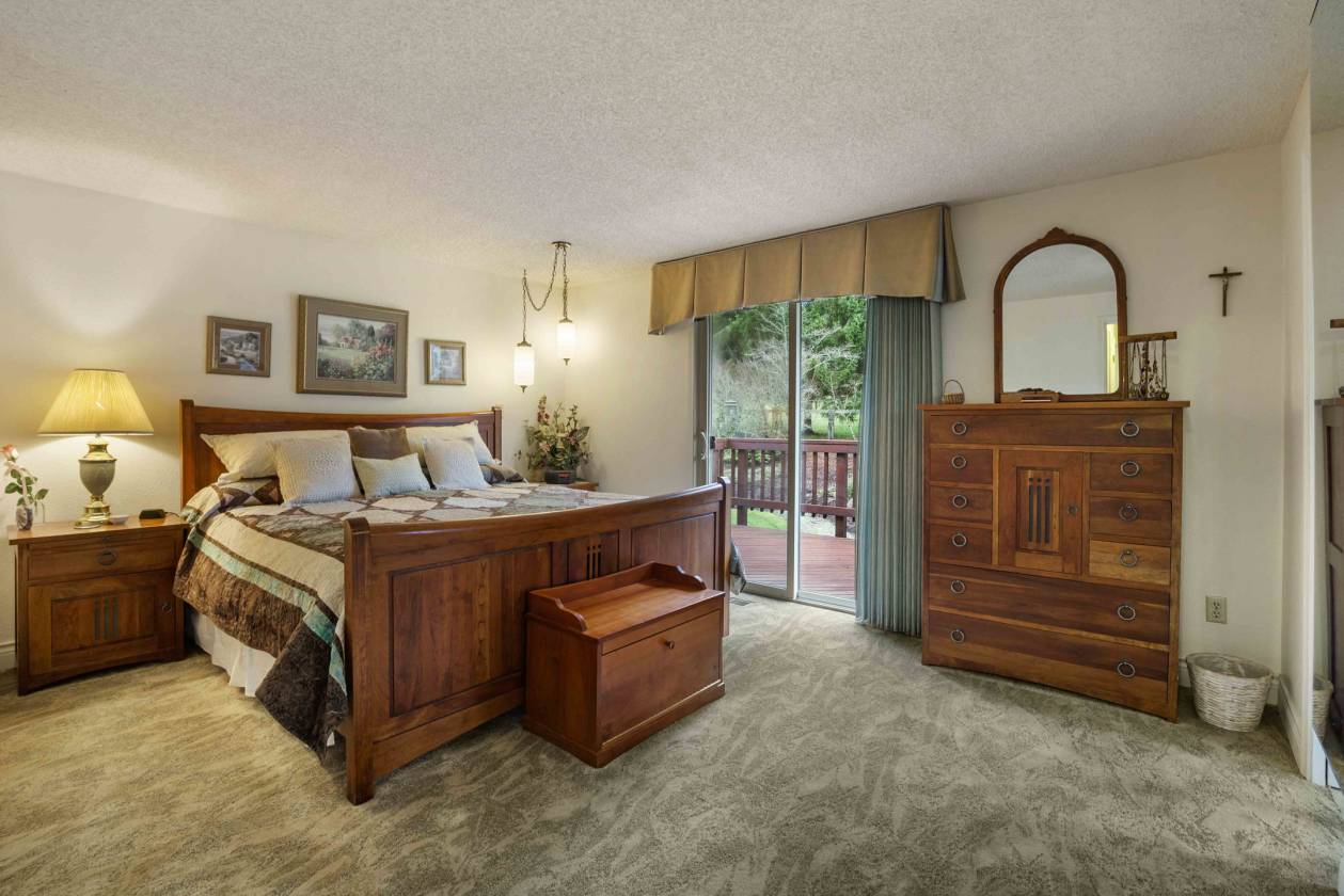 Turn Key Horse Farm in Buckley Buckley, Pierce County, Washington