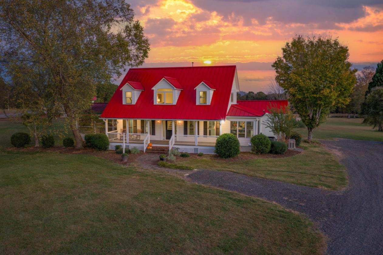 92-Acre Private Estate - Farmhouse & Guest House - photo 4