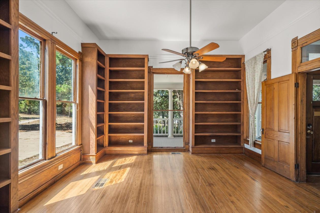 ONE-OF-A-KIND EAST TEXAS PROPERTY - photo 8