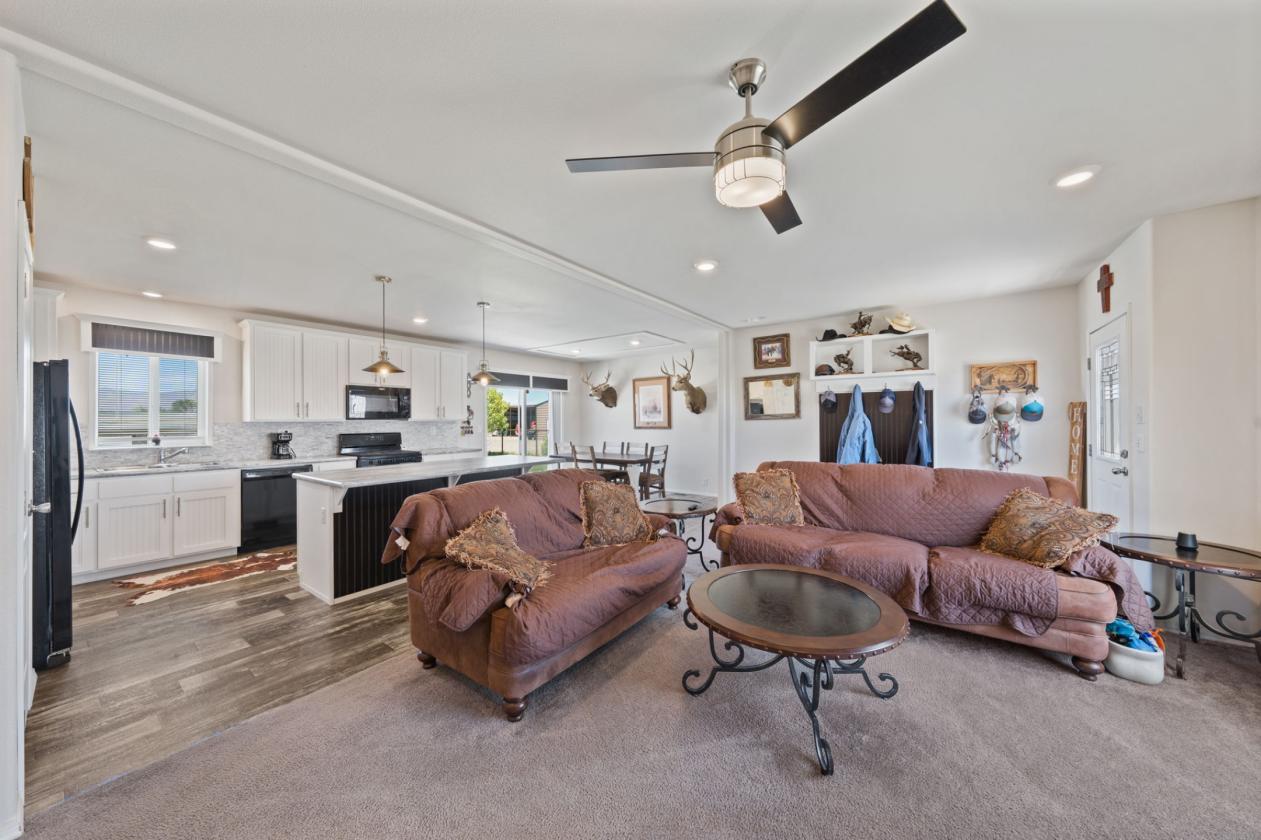 Ready For Horses ~  Turn Key Equestrian Property - photo 7