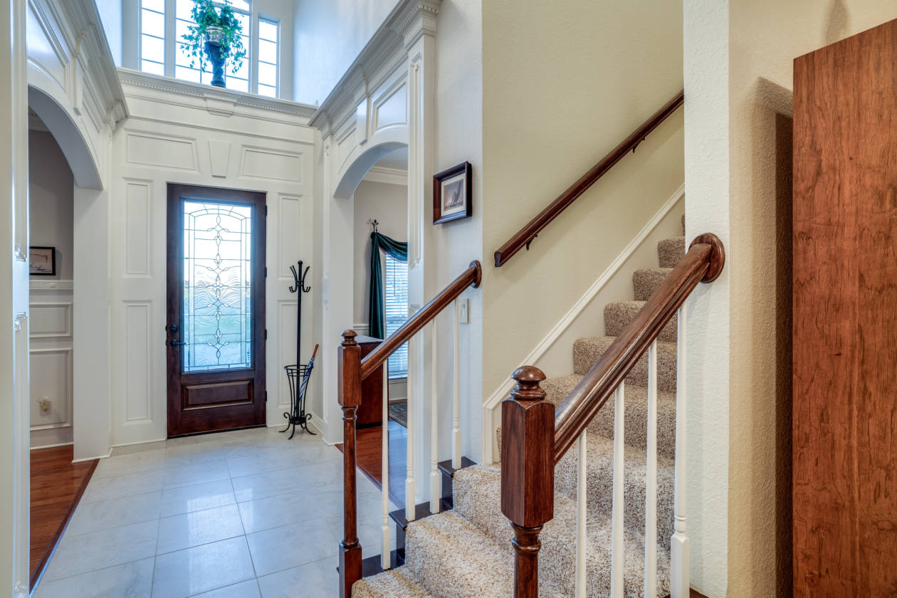 Rare opportunity for this spacious home atop the hill of... Rockwall