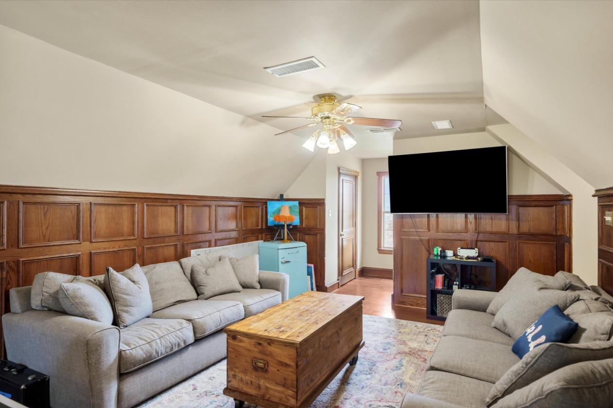 Extraordinary Multi-Generational Estate - photo 22