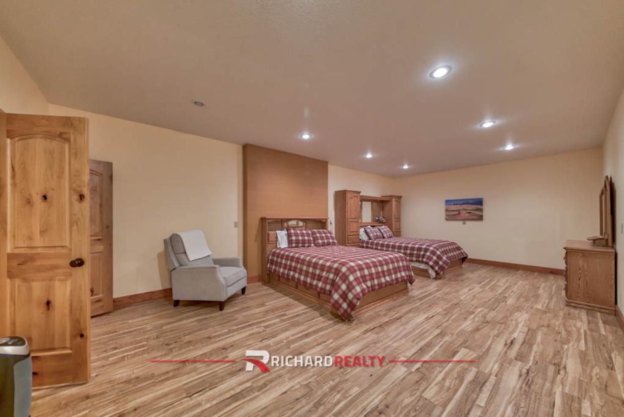 Equestrian Property Near Shell Canyon - photo 24