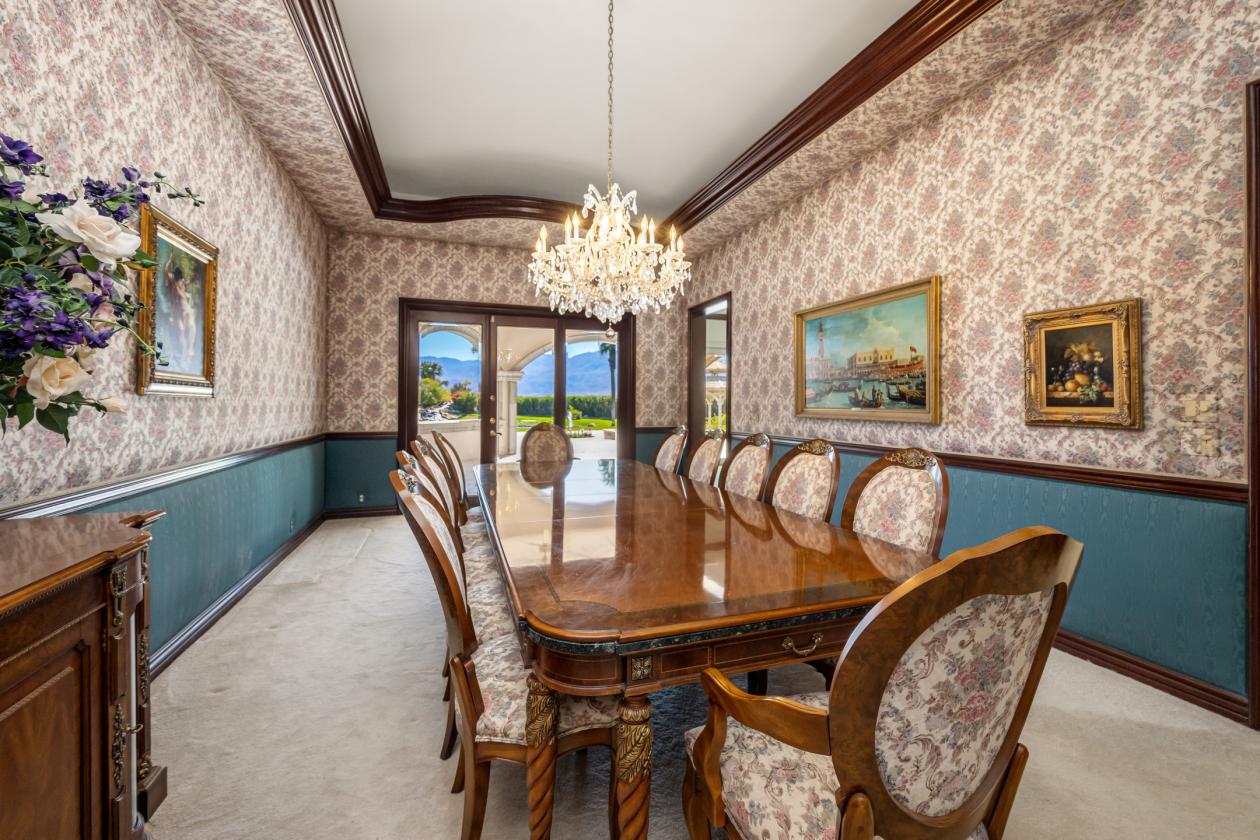 Beautiful equestrian compound on 9.29 acres - photo 10