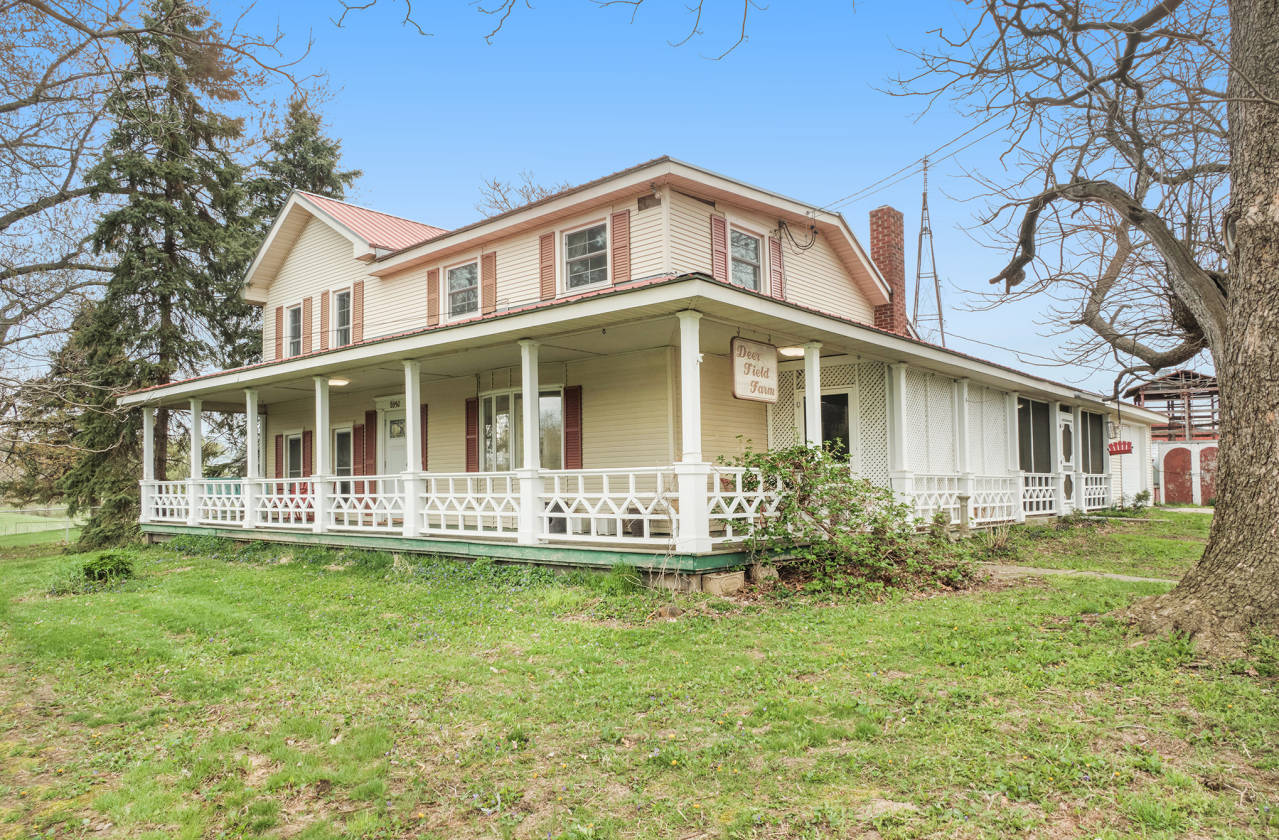 Horse farm For Sale Jackson, Jackson County, Michigan