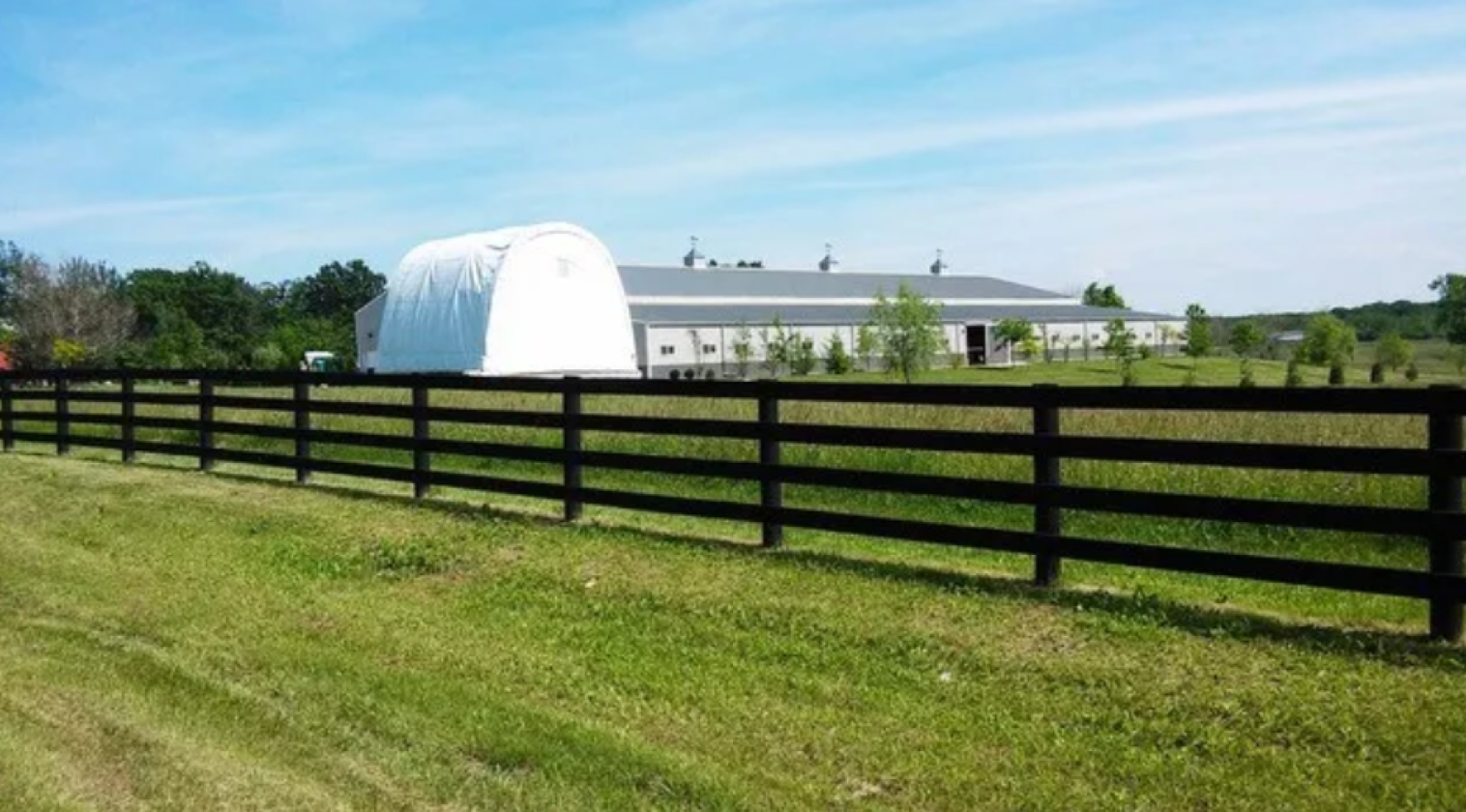 20 Acre Equestrian Property with 30 Stalls - photo 2