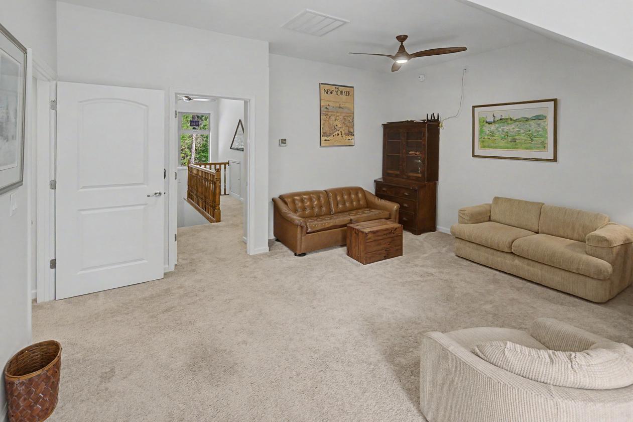 Spacious Home on 60 Acres - photo 22