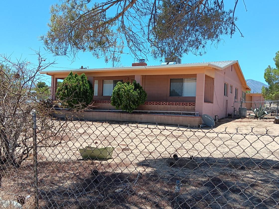 Horse Property for sale.