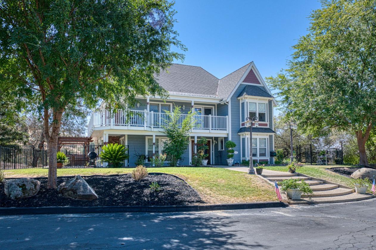 Rare Clovis Horse Property with Victorian Home - photo 30