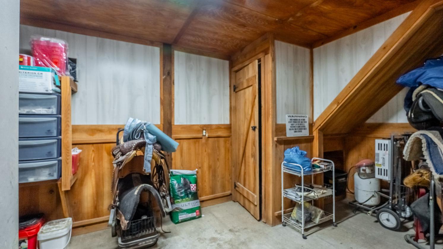 Luxury Private Equestrian Estate - photo 16