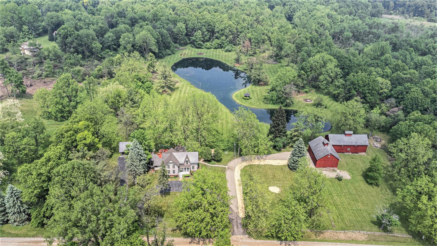 Historical Folk Victorian, 19 Acres, Metamora Hunt - photo 4