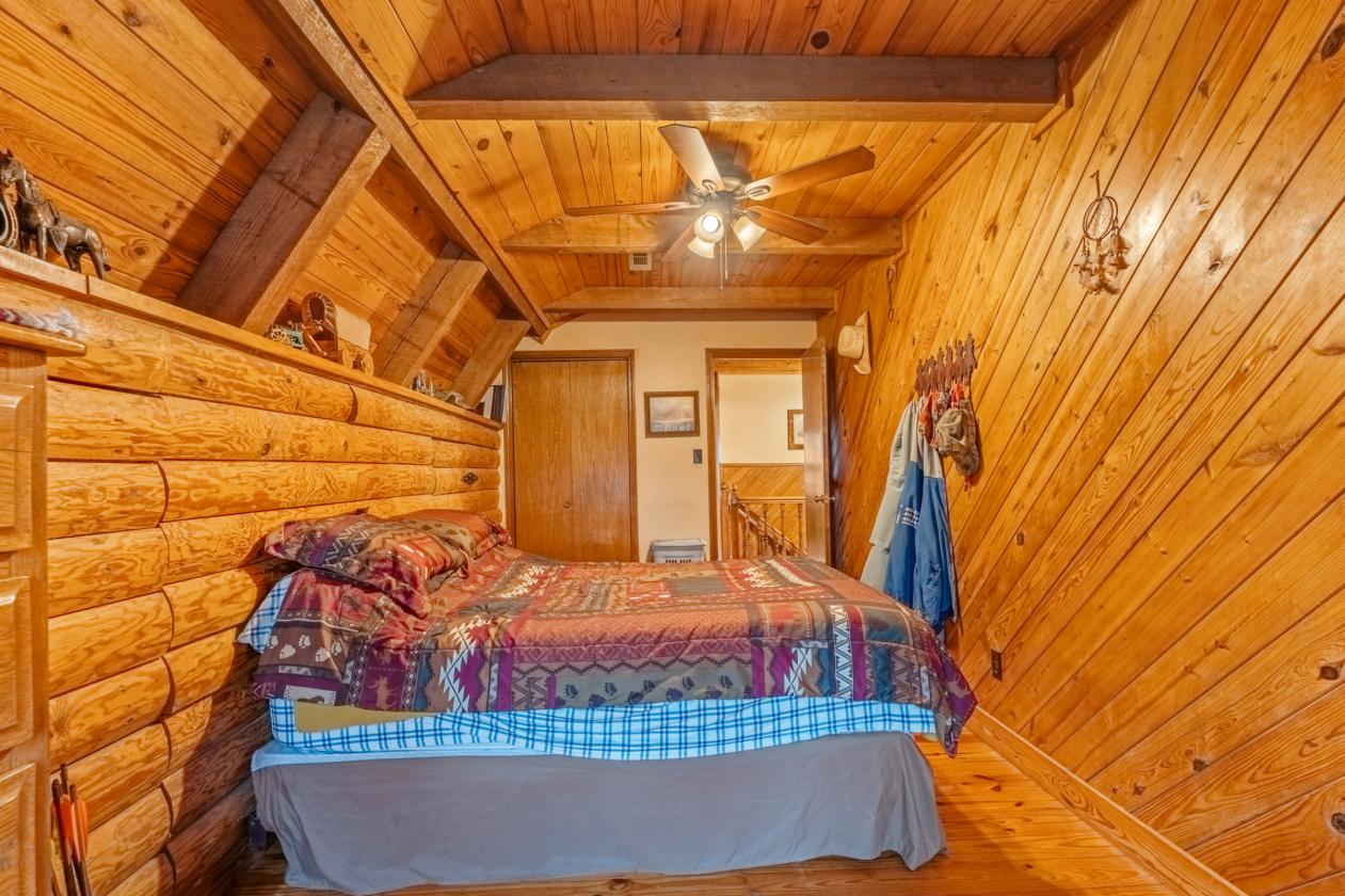 REAL LOG HOME on 12 Unrestricted Acres - photo 14