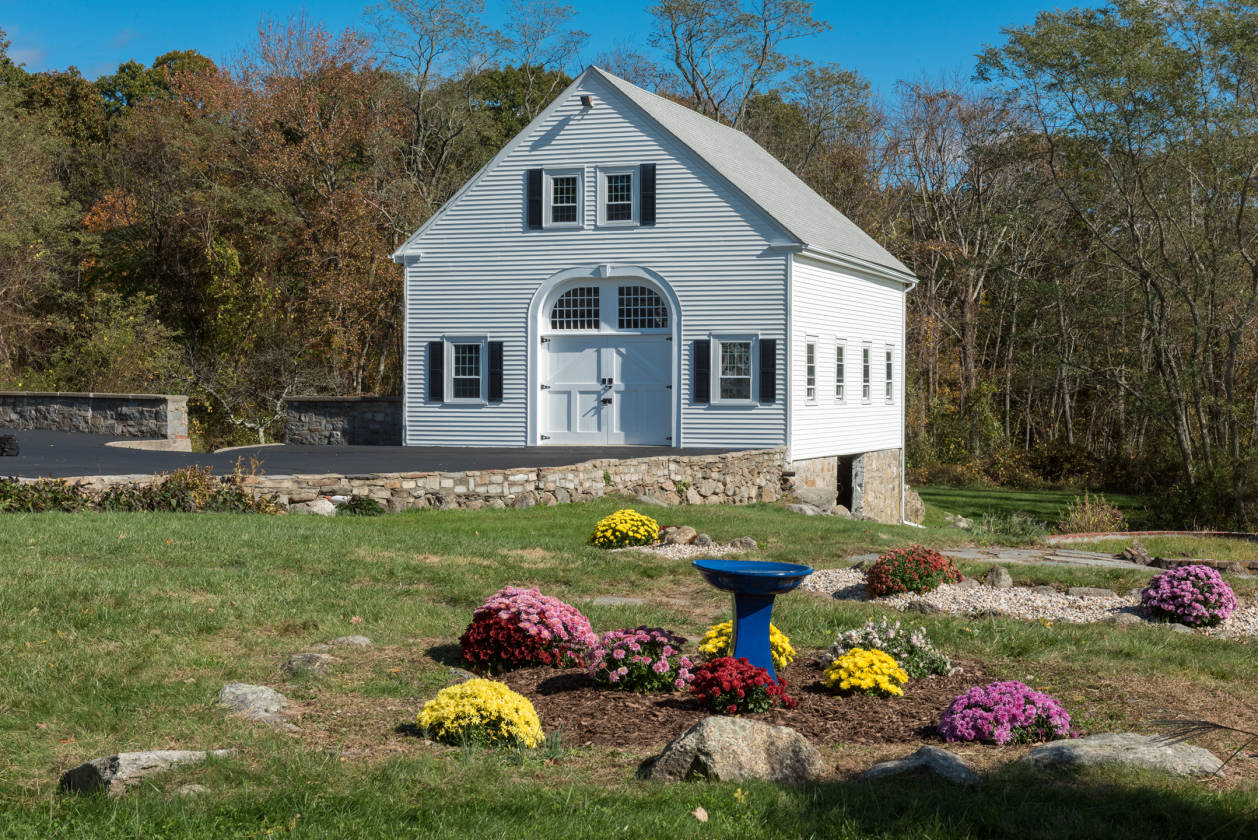 Horse farm with magnificent views in Scituate, RI Foster, Providence