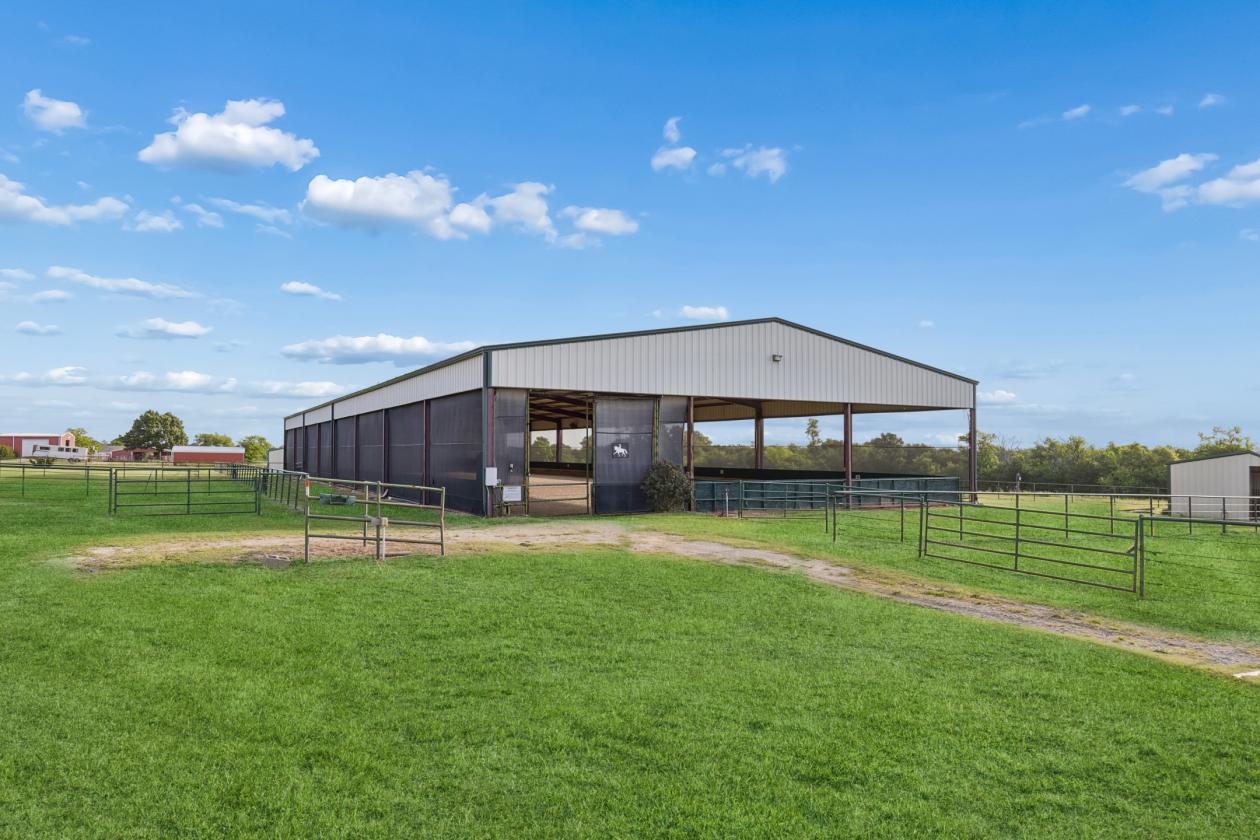 Stunning Equestrian Estate on 16 Beautiful Acres - photo 22