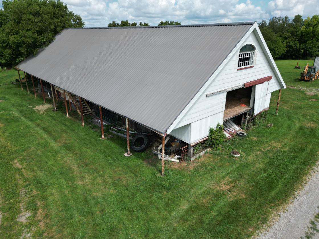 Turn-Key Horse Farm in the Heart of the Bluegrass - photo 15