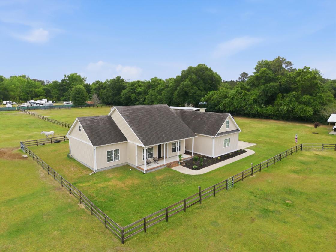 Exceptional & rare offering in New Hanover County - photo 16