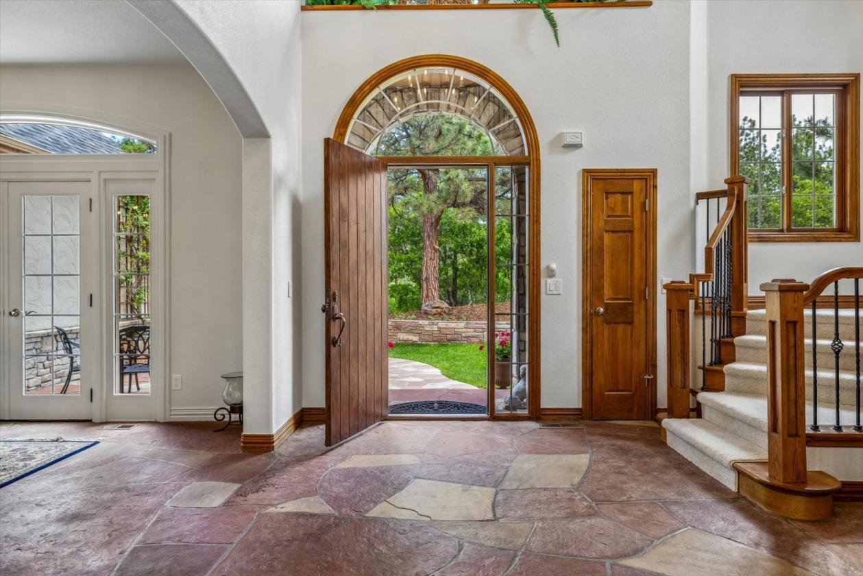 Zoned for horses on 5.13 Acres - photo 6