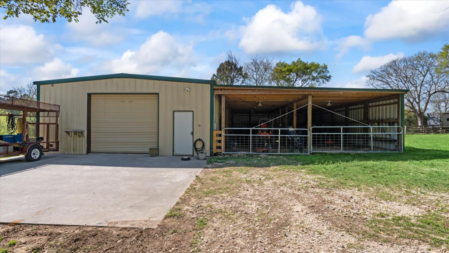 34 Acre Horse Estate with newly renovated home - photo 24